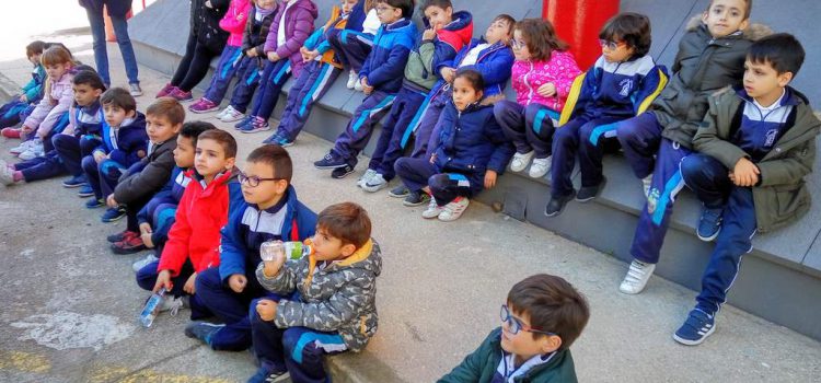 Los alumnos de 1º de EP visitan el Parque de Bombreros de Albacete:17-04-2018