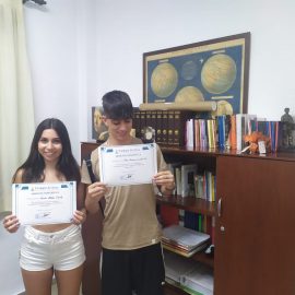 Menciones Honoríficas de nuestros graduados de ESO:curso 2020-2021 Menciones Honoríficas de nuestros graduados de ESO:curso 2020-2021