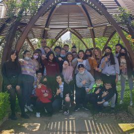 Los alumnos de 1°ESO visitan el Jardín Botánico:(29-04-2022)
