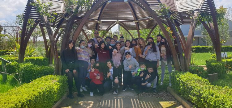 Los alumnos de 1°ESO visitan el Jardín Botánico:(29-04-2022)